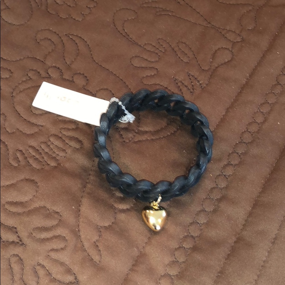 Plastic with heart bracelet
